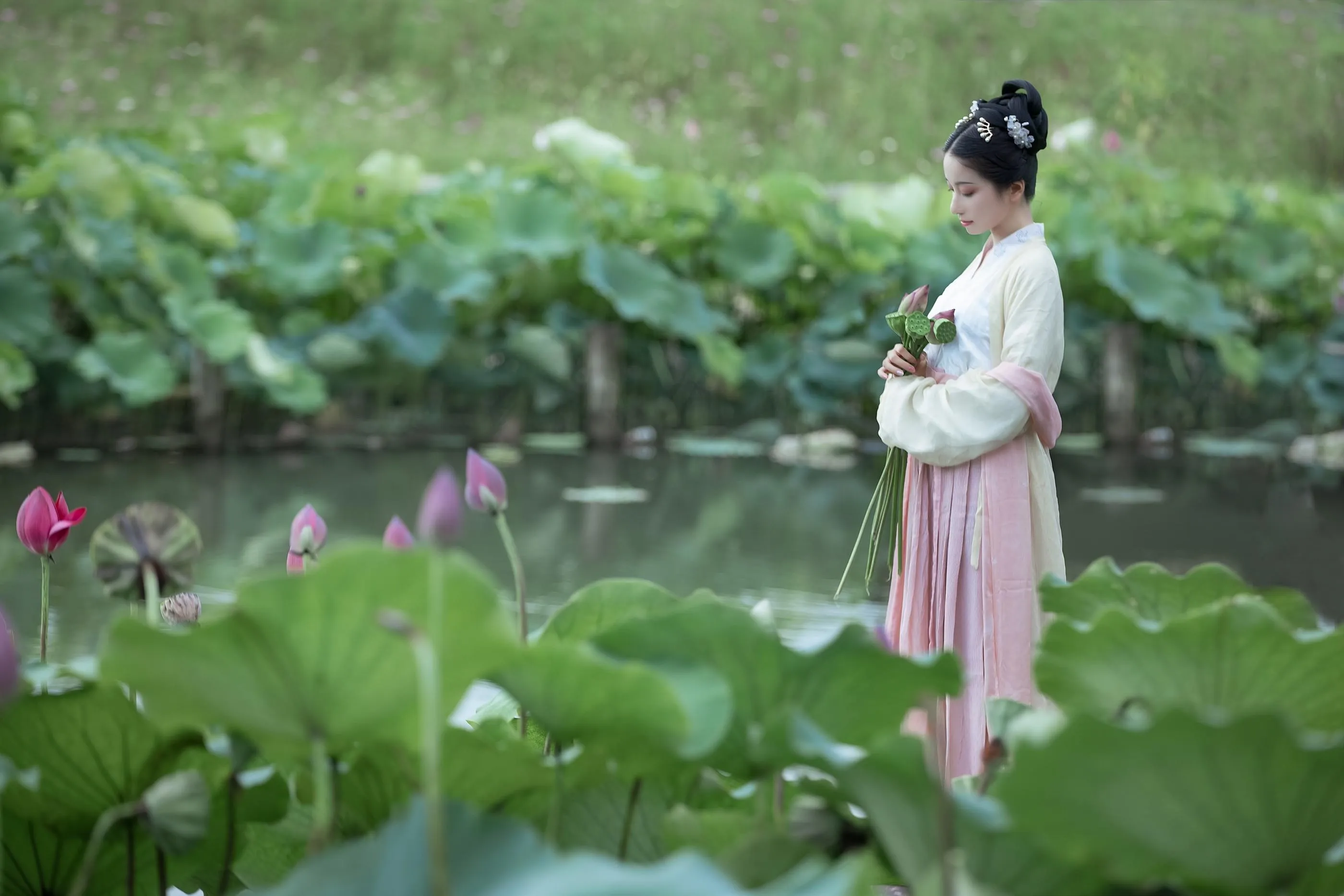 [YITUYU艺图语]2021.12.31 采荷 小清菡 [20P]插图5
